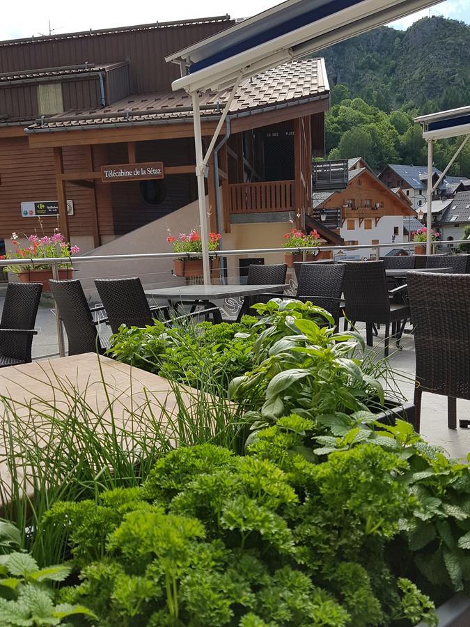 Hotel-Chalet Les Melezes Валоар Екстериор снимка