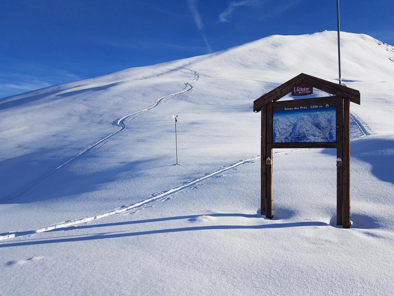 Hotel-Chalet Les Melezes Валоар Екстериор снимка